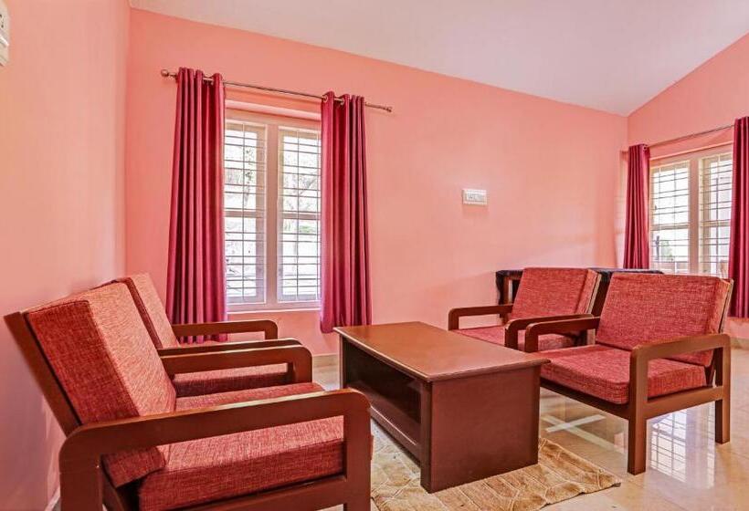 Hotell Treebo Yajna Comforts