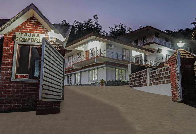 Hotell Treebo Yajna Comforts