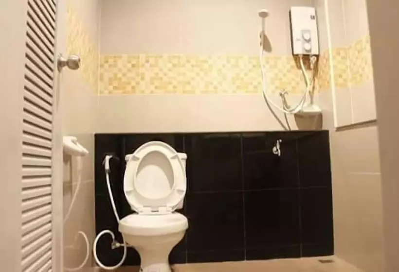 مُتل Naiya Place