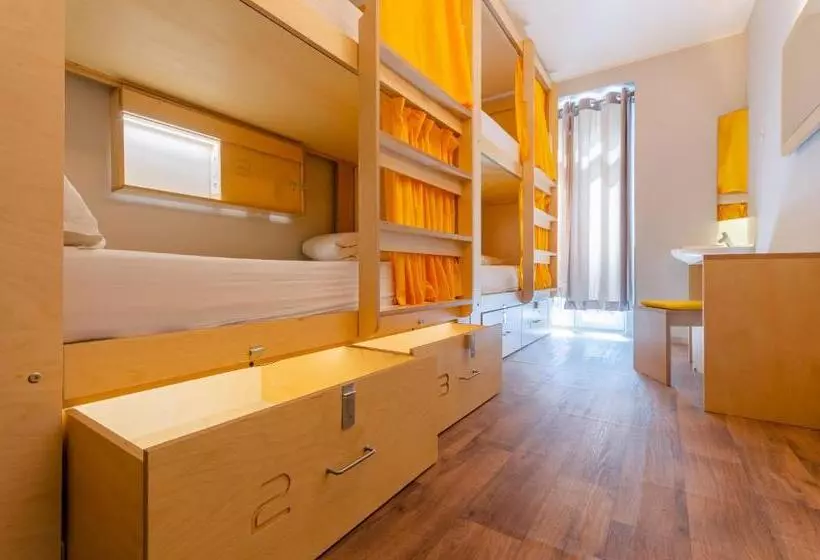 Yes Lisbon Hostel