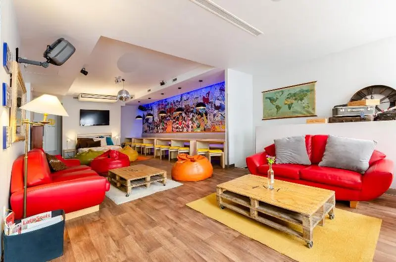 Yes Lisbon Hostel
