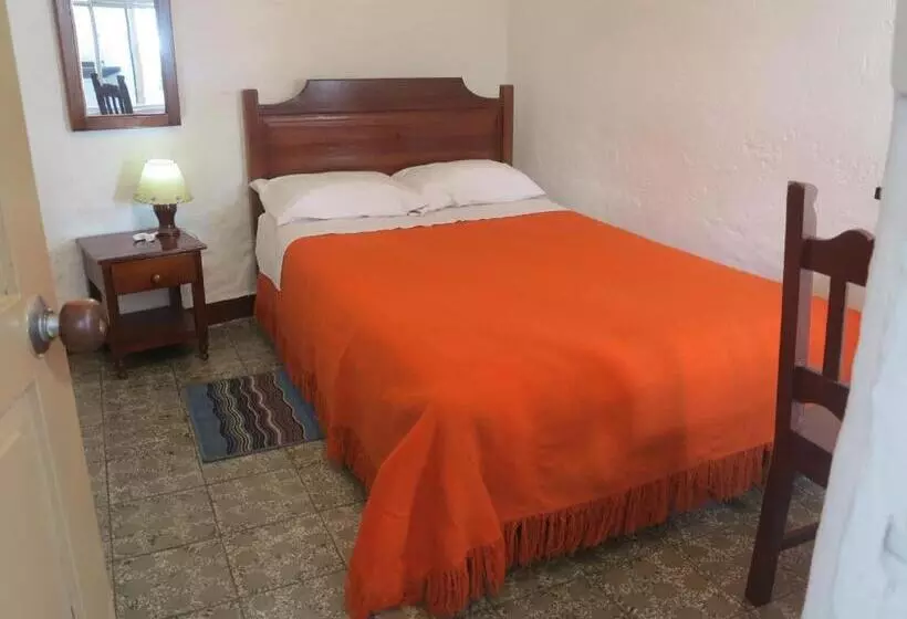 ユースホステル Hostal La Cazihita