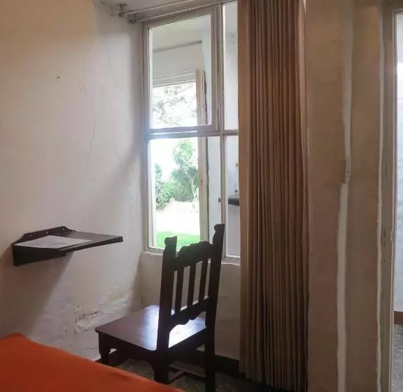 ユースホステル Hostal La Cazihita