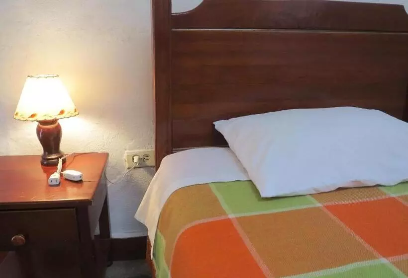 ユースホステル Hostal La Cazihita