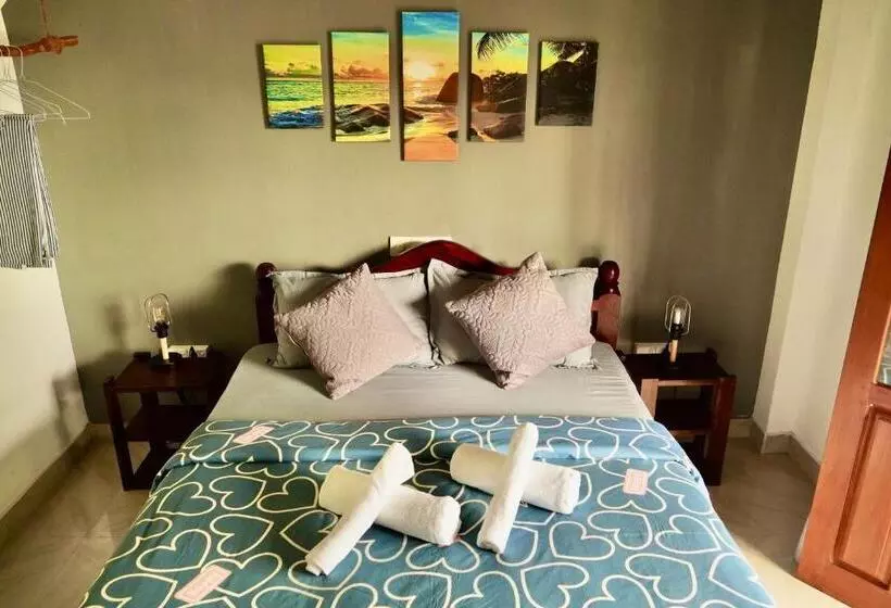 تختخواب و صبحانه Sea Life Guest & Surf House
