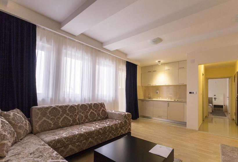 Airport Hotel Garni