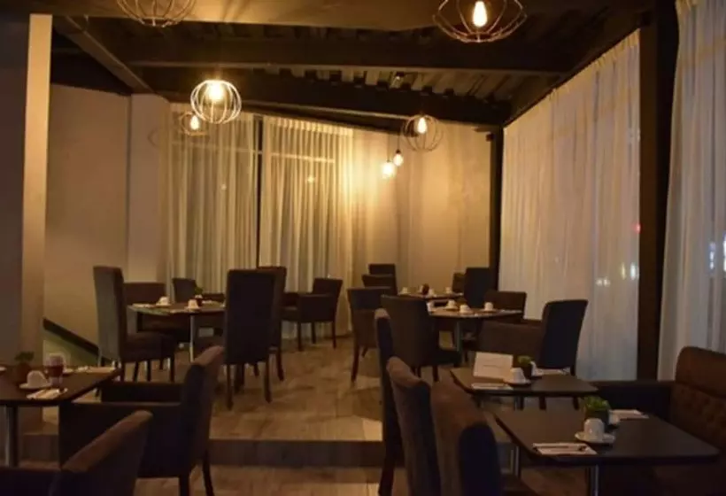 Esduma Hk Hotel Pachuca