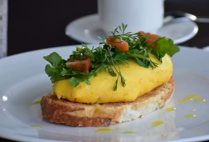 Esduma Hk Hotel Pachuca