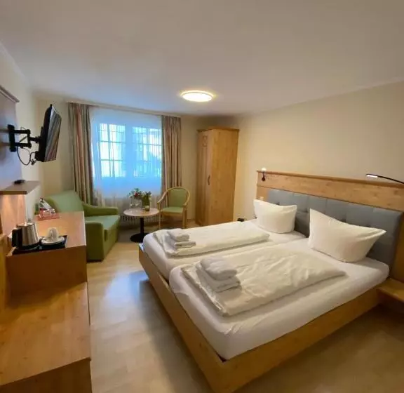 Hotelli Gasthof Engel