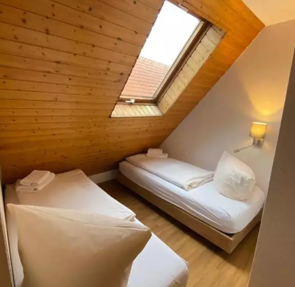 Hotelli Gasthof Engel