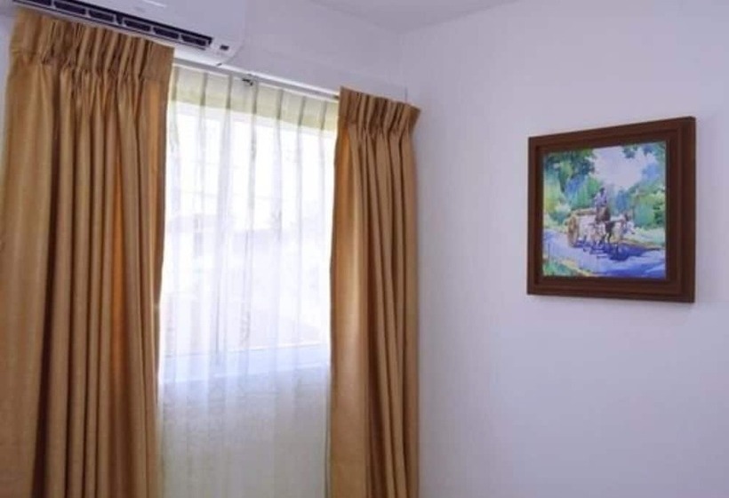 Rush City Hotel Kandy