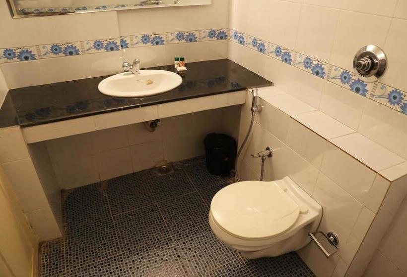 ホテル Oyo Rooms Renai Medicity Palarivattom