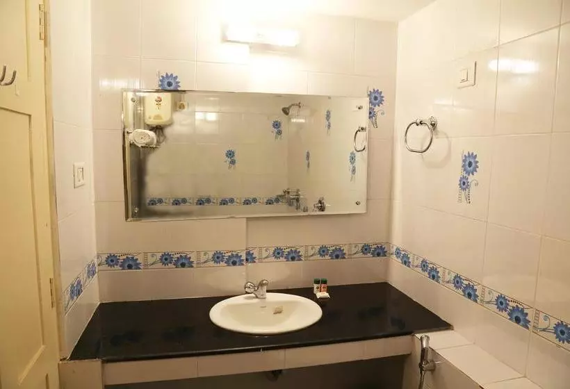 هتل Oyo Rooms Renai Medicity Palarivattom