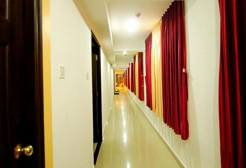 ホテル Oyo Rooms Renai Medicity Palarivattom