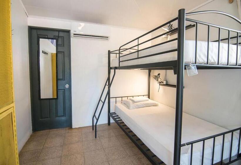 בית מלון כפרי Selina Tamarindo