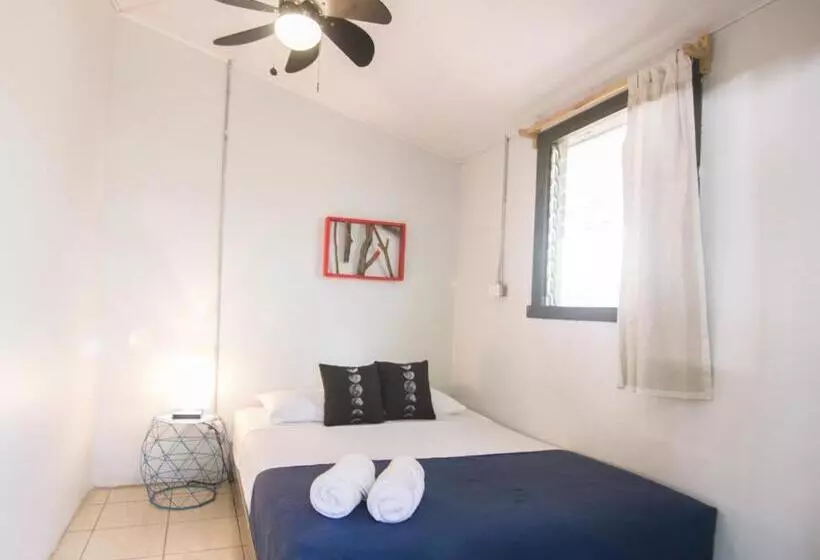 ホテル Selina Tamarindo