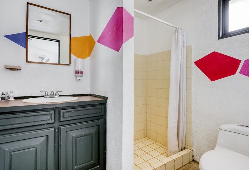 בית מלון כפרי Selina Tamarindo