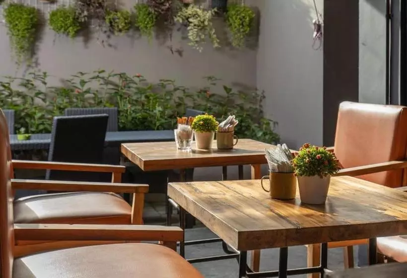 هتل The Aswana Seminyak