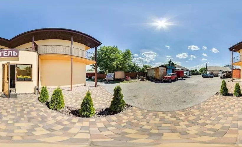 Hotel Veles
