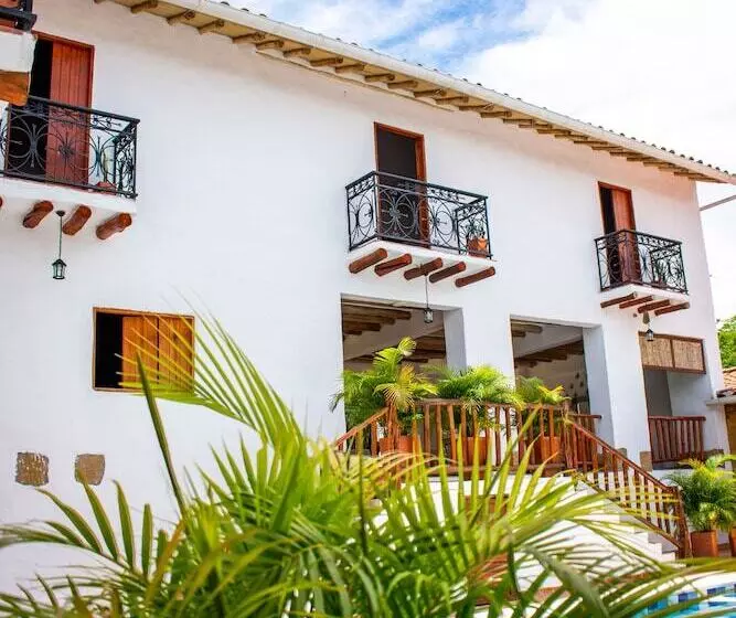 ホテル Victoria Barichara