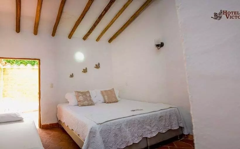 ホテル Victoria Barichara