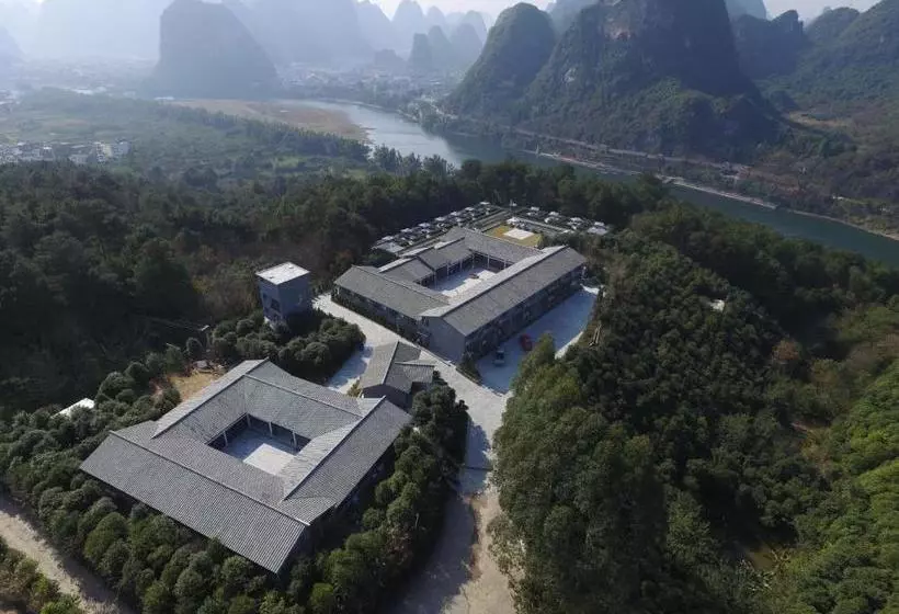 Hotelli Yangshuo Mountain Top Retreat