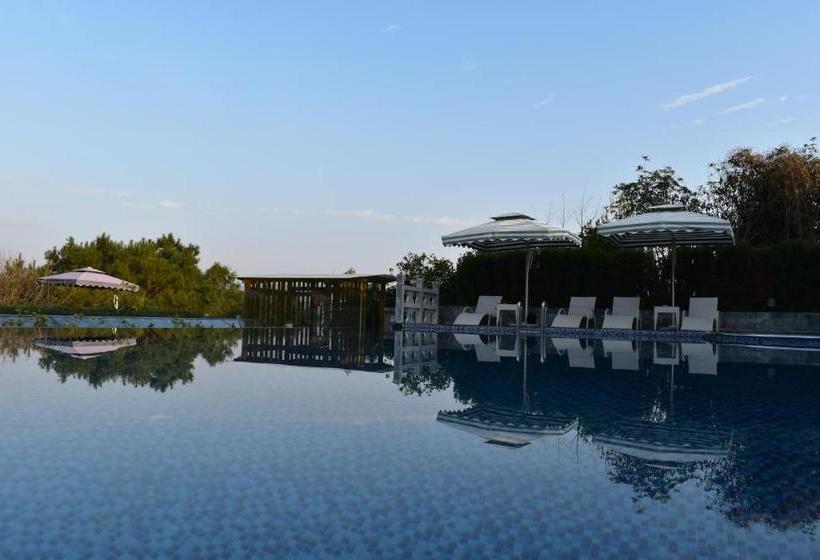 فندق Yangshuo Mountain Top Retreat