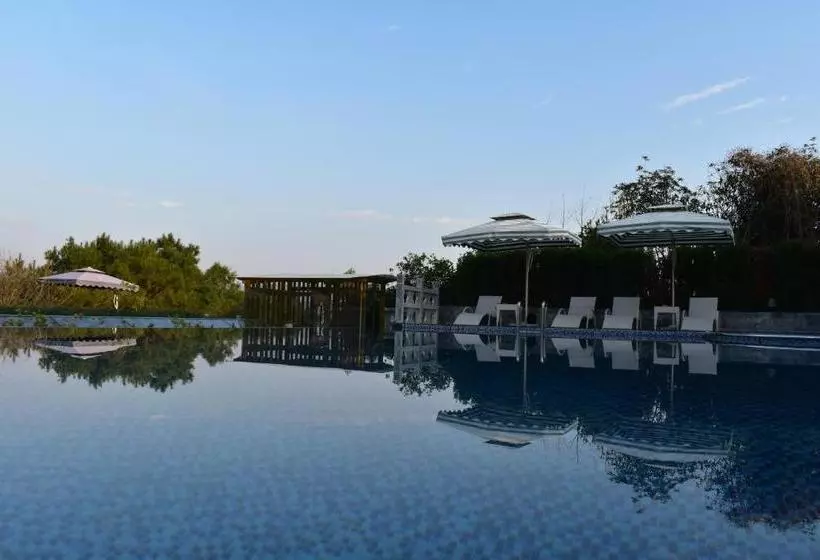 Hotelli Yangshuo Mountain Top Retreat