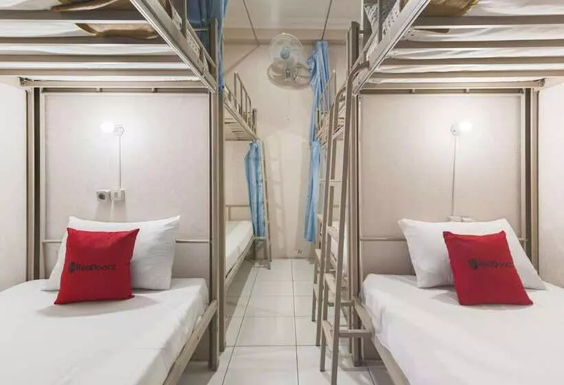 Reddoorz Hostel @ Pondok Backpacker Malang