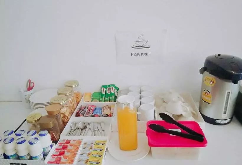 Retkeilymaja Siri Krabi