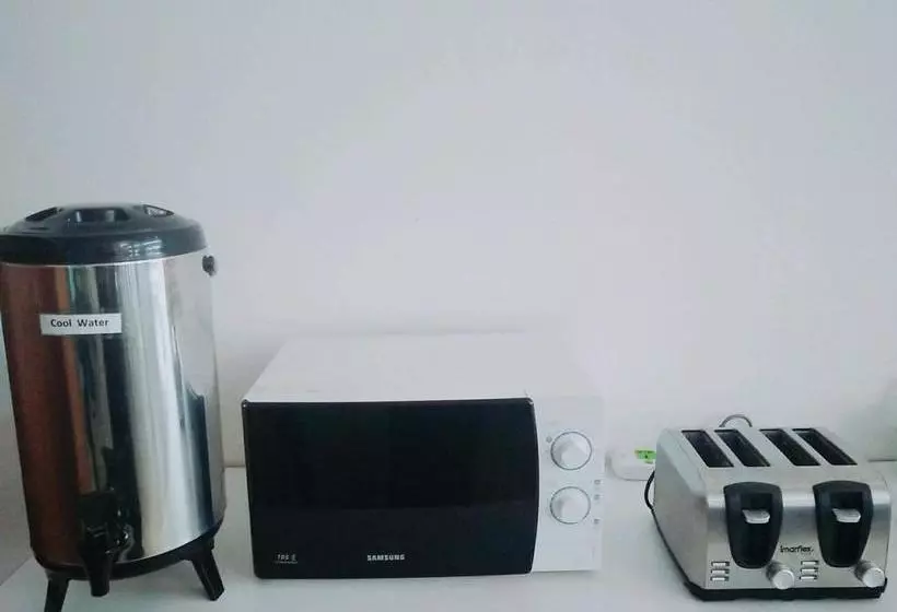 Retkeilymaja Siri Krabi