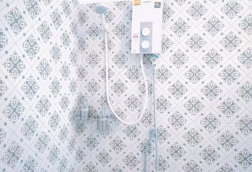 Retkeilymaja Siri Krabi