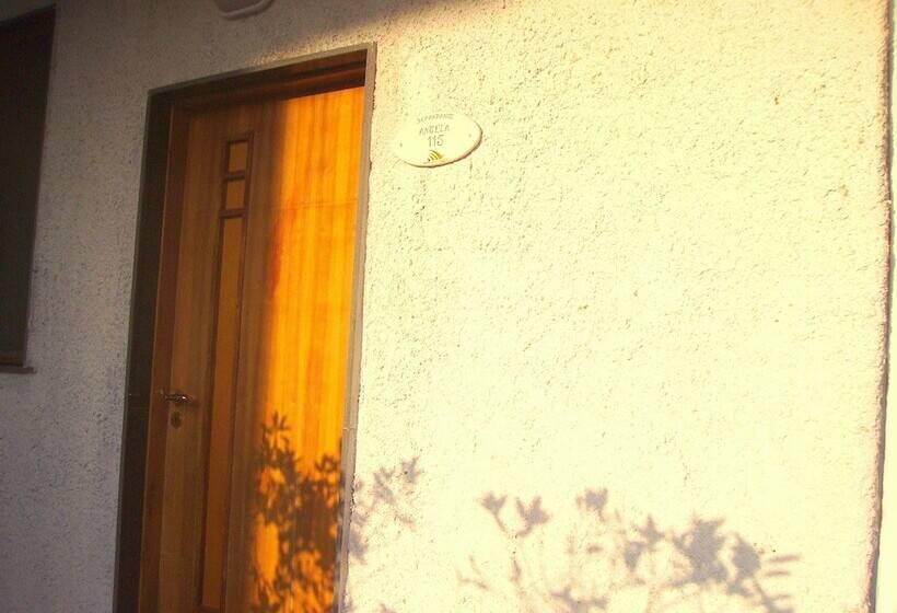 مبيت وإفطار Angela E Vincenzo