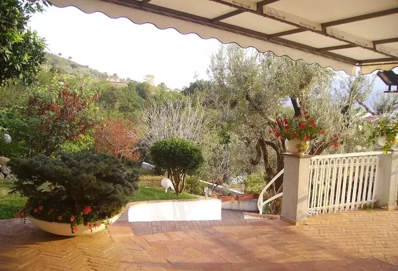 Aamiaismajoitus (B&B) Angela E Vincenzo