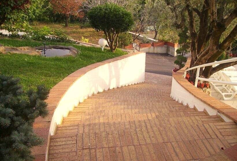 مبيت وإفطار Angela E Vincenzo