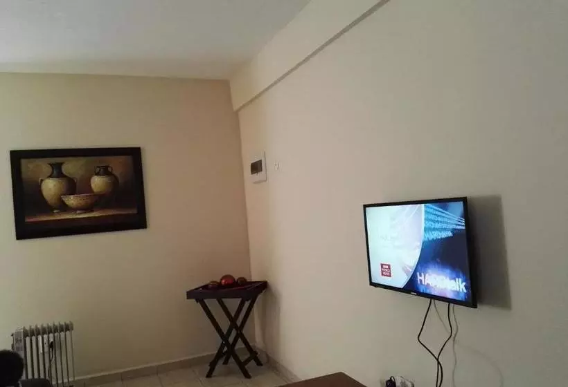 تختخواب و صبحانه Khamanzi Lodge