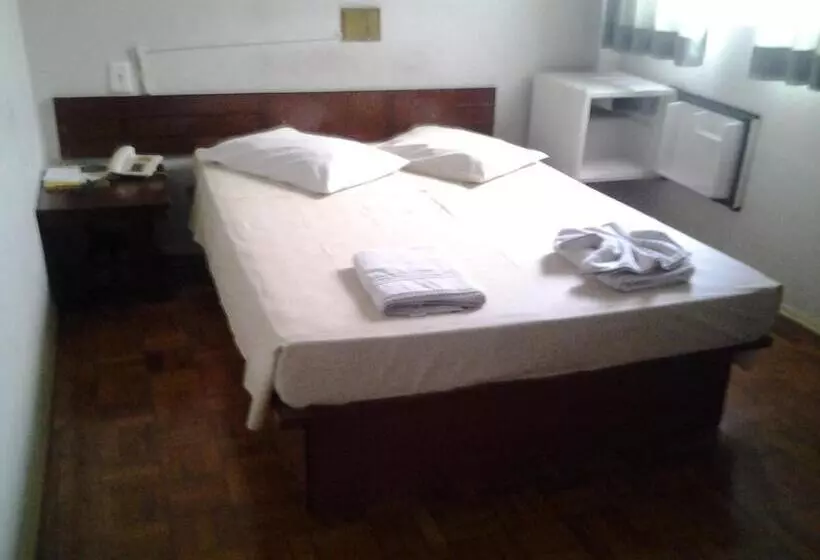 ホテル Columbia Palace