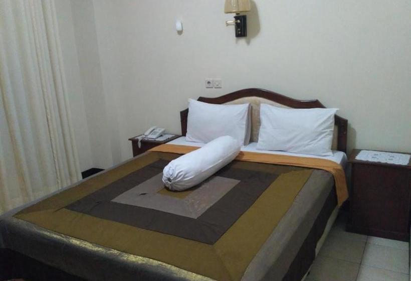 فندق Kurnia Jaya