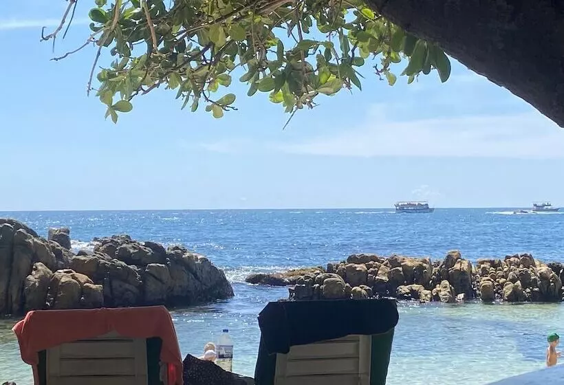 Hotelli Oasis Wadduwa