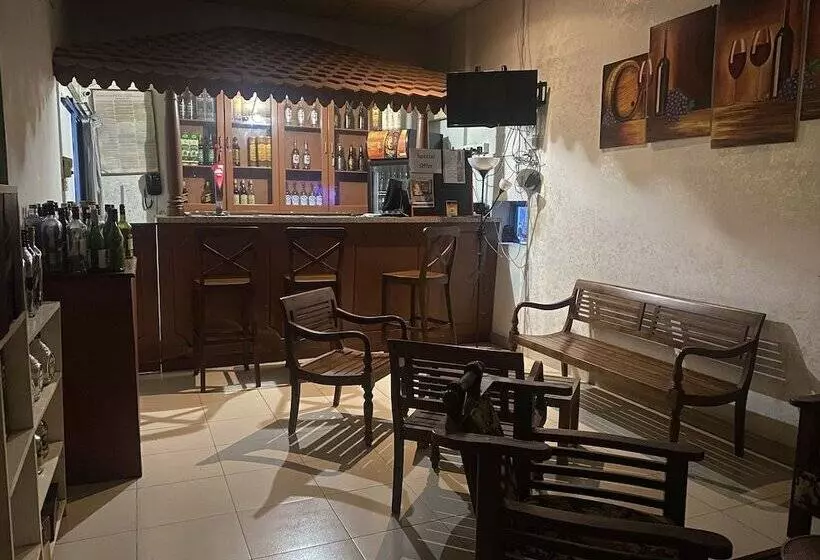 Hotelli Oasis Wadduwa