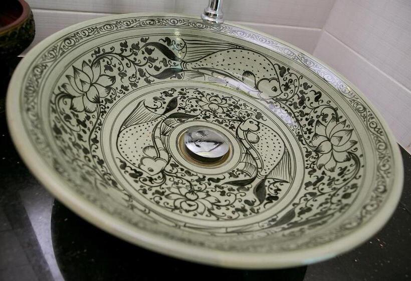 בית מלון כפרי Saksuksmile Resort