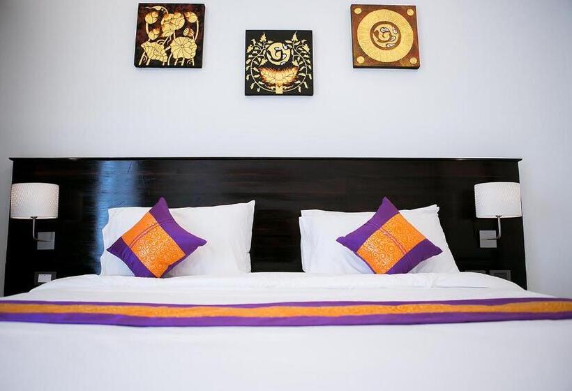 בית מלון כפרי Saksuksmile Resort