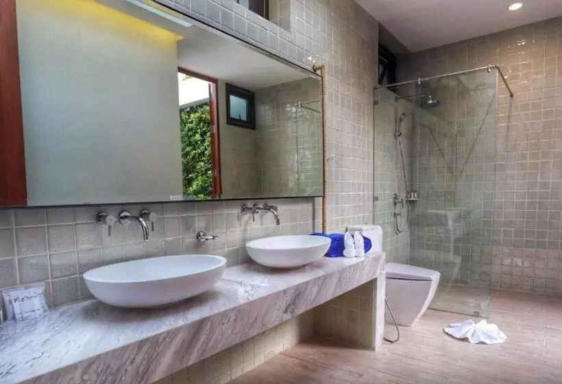 Hotelli Varinah Resort