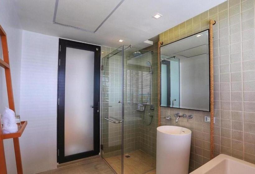 בית מלון כפרי Varinah Resort