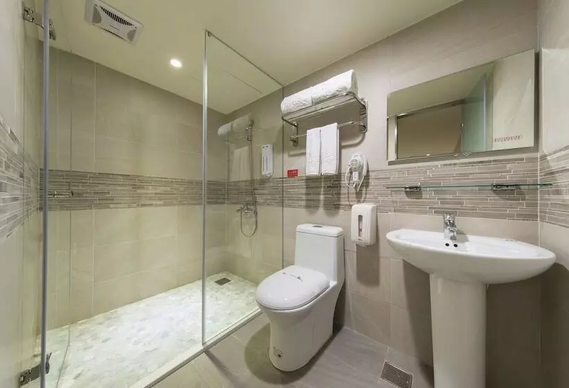 Xinshehotel   Chungli