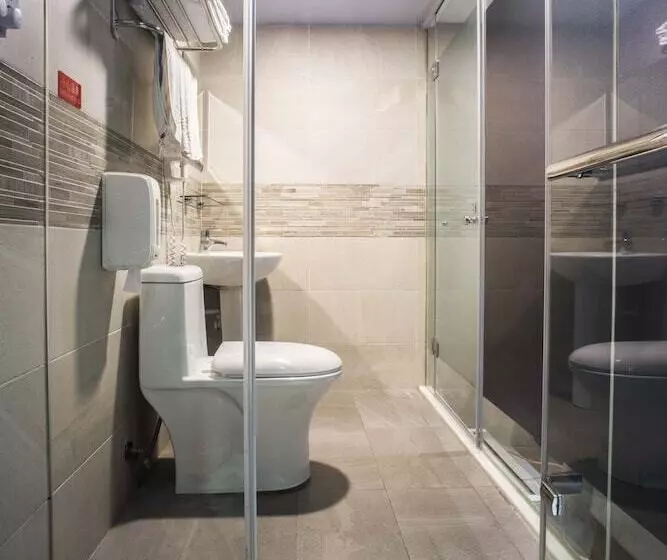 Xinshehotel   Chungli