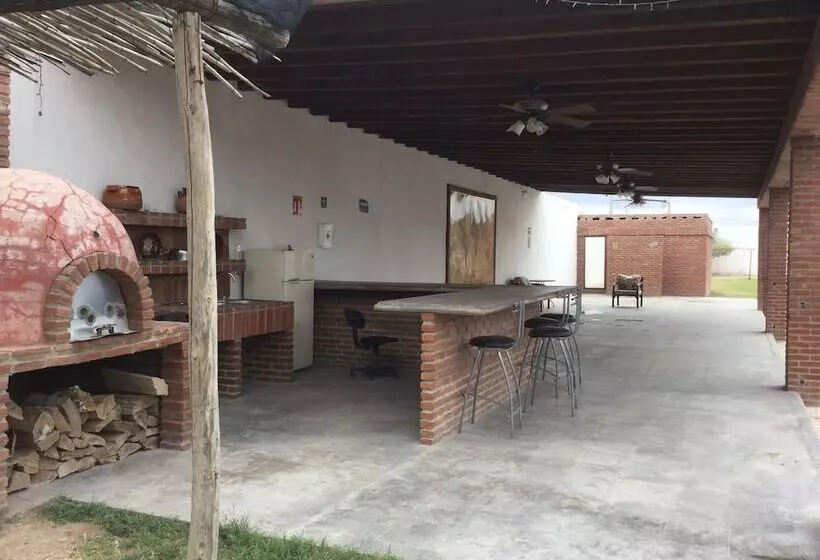 Las Flores Hotel Y Cabañas