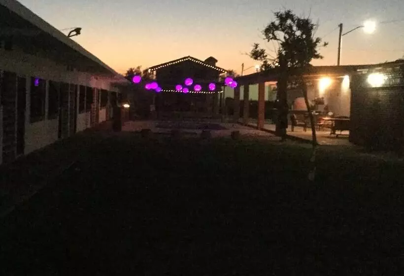 Las Flores Hotel Y Cabañas