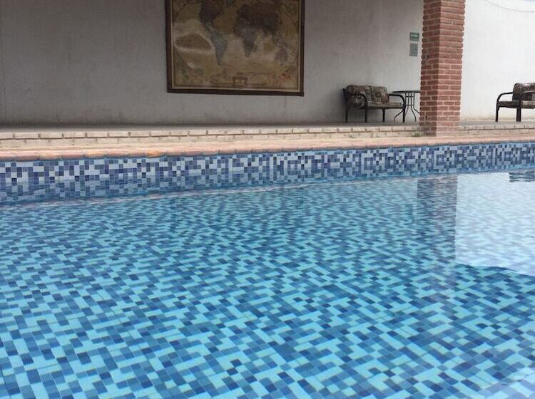 Las Flores Hotel Y Cabañas