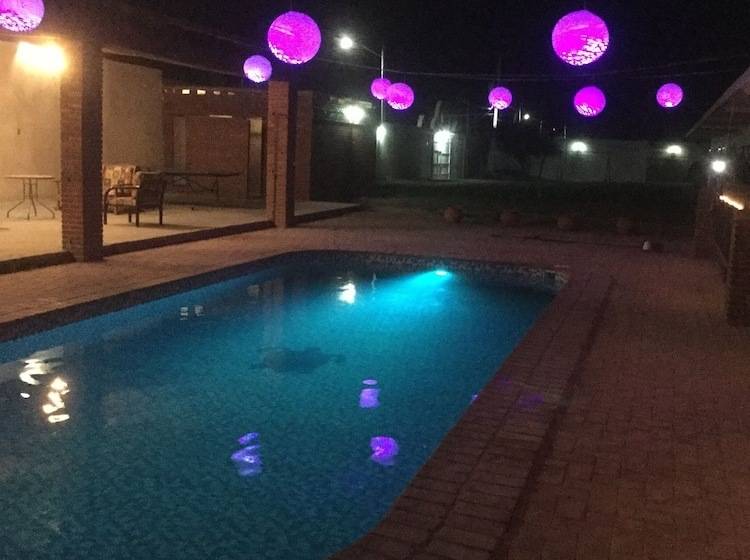 Las Flores Hotel Y Cabañas